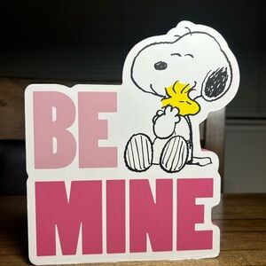 Peanuts Pink and White 'Be Mine' Sign